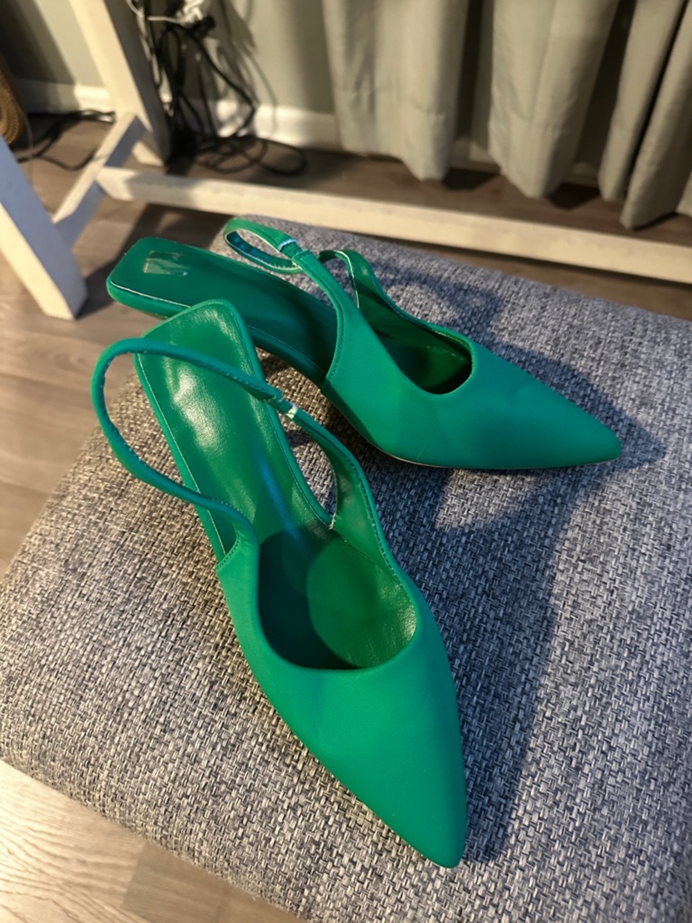 SHEIN Emerald Green Pointed Slingback Heels - Picture 3 of 3